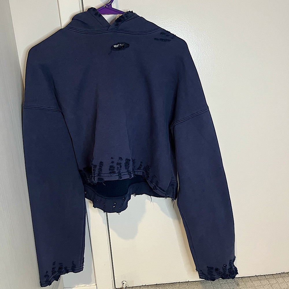 Emma & Sam distressed cropped hoodie, size M